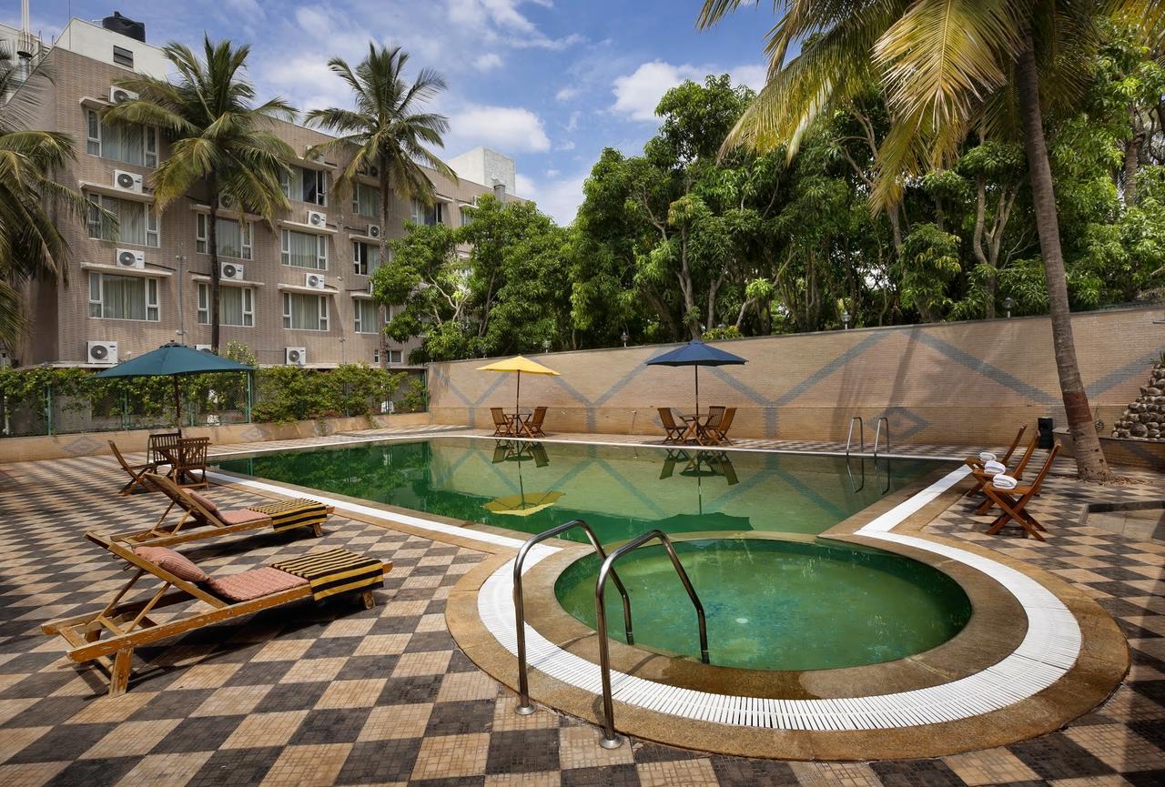 Mayur Aaditya Resort 达尔瓦德 外观 照片